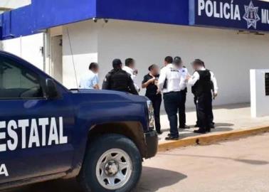 Comando armado levanta a joven de una comandancia de Policía en Sinaloa