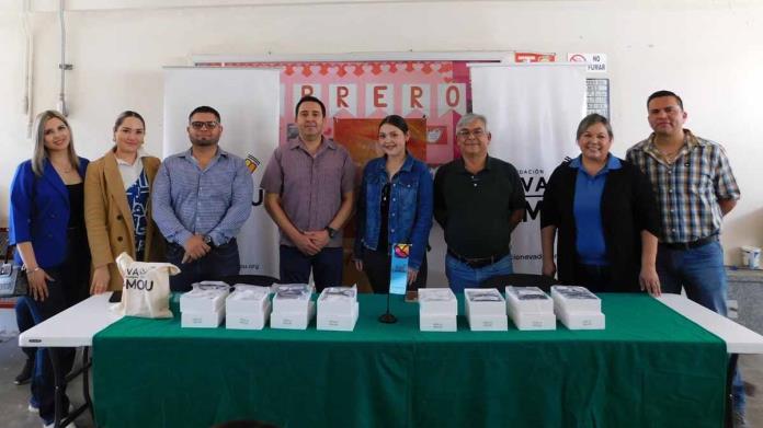 Fundación Eva de Camou realiza Jornada de Salud Visual en la UES Unidad Navojoa Fundación Eva de Camou realiza Jornada de Salud Visual en la UES Unidad Navojoa