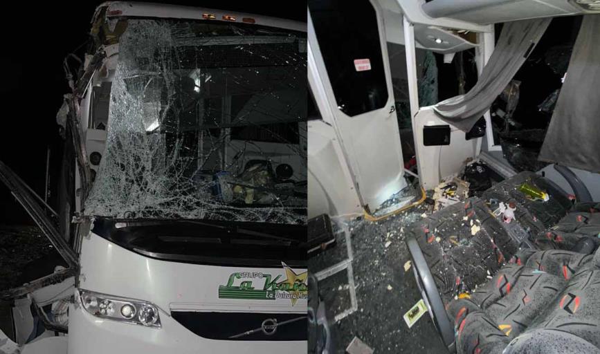 Grupo "La Kaña" sufre aparatoso accidente en Sonora