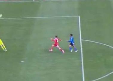VIDEO | MLS: Impresionante gol desde media cancha con colaboración del portero