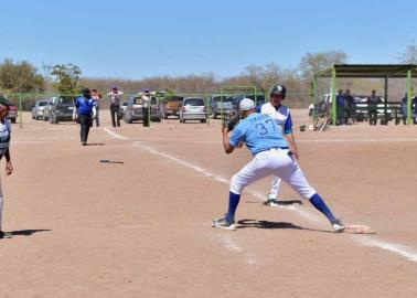 Yankees Edinosa toma la delantera en final de Beisbol 65 y Más