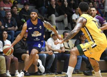 Halcones regresa de Guasave con las manos vacías