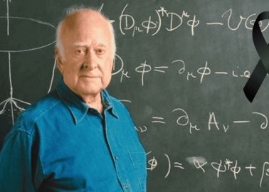 Muere el físico Peter Higgs, quien descubrió la famosa "partícula de Dios"