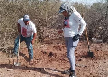 Buscan identificar cadáver hallado en fosa clandestina en Vícam