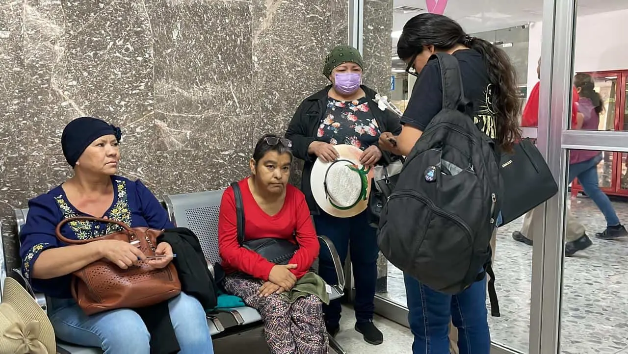 IMSS: Pacientes con cáncer piden arreglar aparato de radioterapia en Cajeme