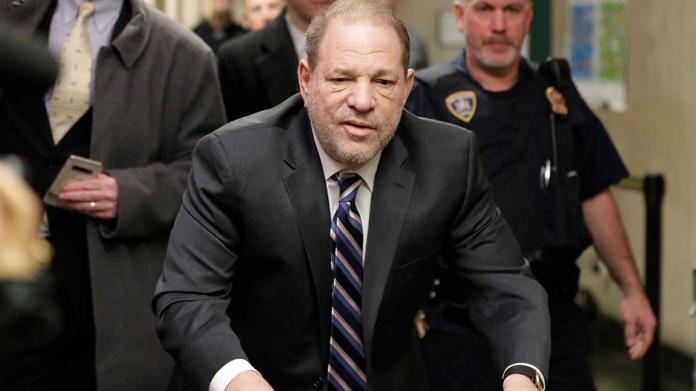 Tribunal de apelaciones de Nueva York anula condena de Harvey Weinstein y ordena nuevo juicio Tribunal de apelaciones de Nueva York anula condena de Harvey Weinstein y ordena nuevo juicio