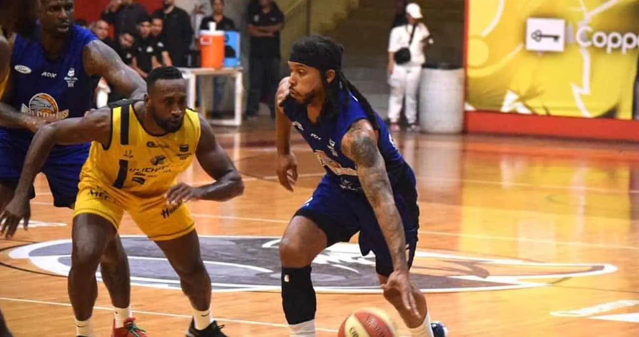 Halcones de Obregón consigue victoria en Culiacán y empareja la serie