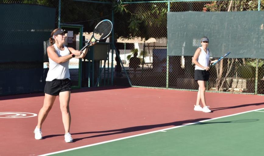 Arranca Torneo de Tenis ExaTec en el Club Campestre