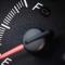 ¿Cómo saber cuánta gasolina tiene mi carro si la aguja no marca?