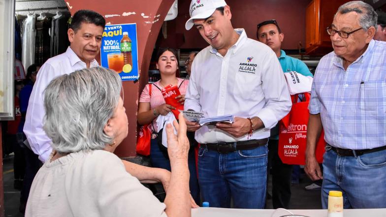 Armando Alcalá se compromete a reactivar la economía del Mercajeme