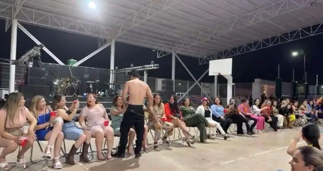 Colegio donde bailó stripper no es católico: Arquidiócesis de Hermosillo