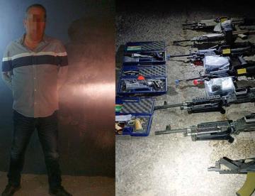 Detienen a hombre con arsenal de armas de alto impacto en Sonora