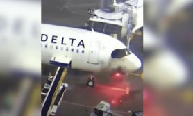 Se incendia Avión de Delta Air al aterrizar en Seattle, el vuelo provenía de México