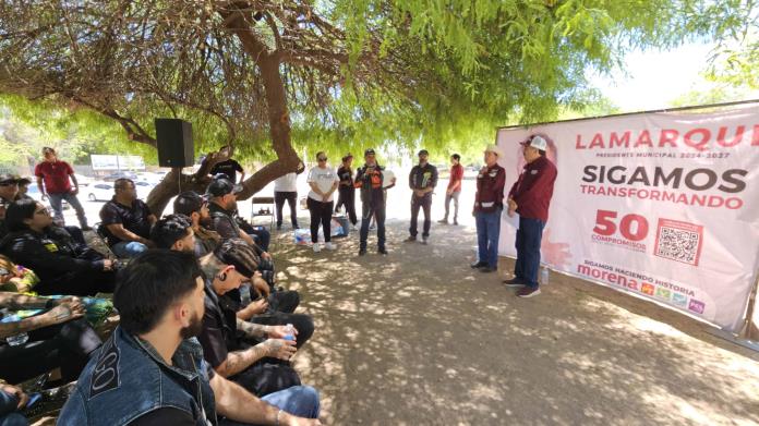 Javier Lamarque se compromete con motociclistas a mejorar la seguridad vial Javier Lamarque se compromete con motociclistas a mejorar la seguridad vial