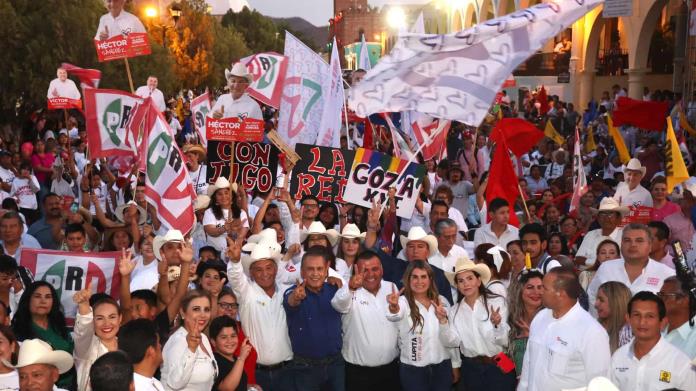 Cierra Beltrones en Álamos su campaña Cierra Beltrones en Álamos su campaña