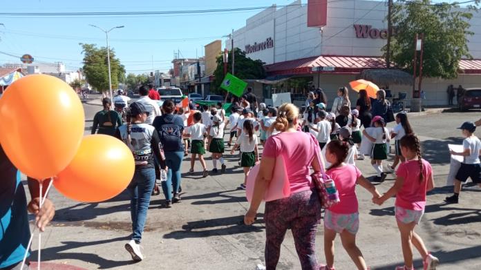 Estudiantes de Navojoa se suman con marcha al Día Internacional del Desafío Estudiantes de Navojoa se suman con marcha al Día Internacional del Desafío