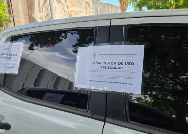 Resguardan vehículos y edificios gubernamentales