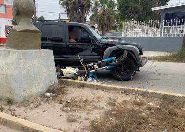 Sujetos armados roban urnas en Ensenada; chocan con vehículo y son detenidos