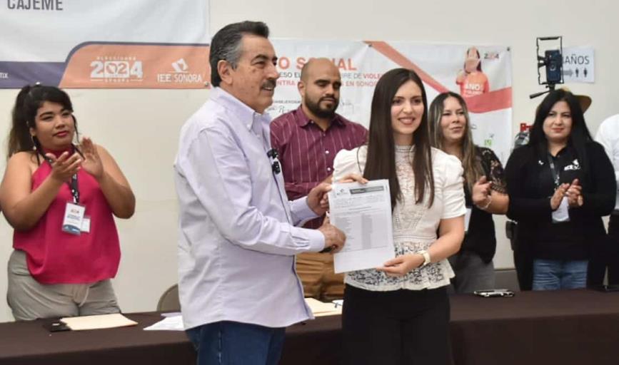 Javier Lamarque recibe constancia de mayoría como alcalde electo en Cajeme