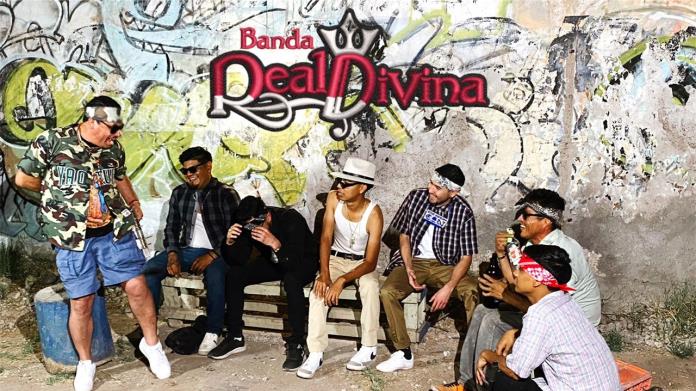 Real Divina lanza nuevo tema musical “El pato Vato” Real Divina lanza nuevo tema musical “El pato Vato”