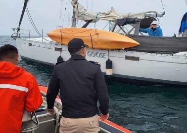 Elementos de la Marina rescatan a tres personas de las aguas en Baja California Sur