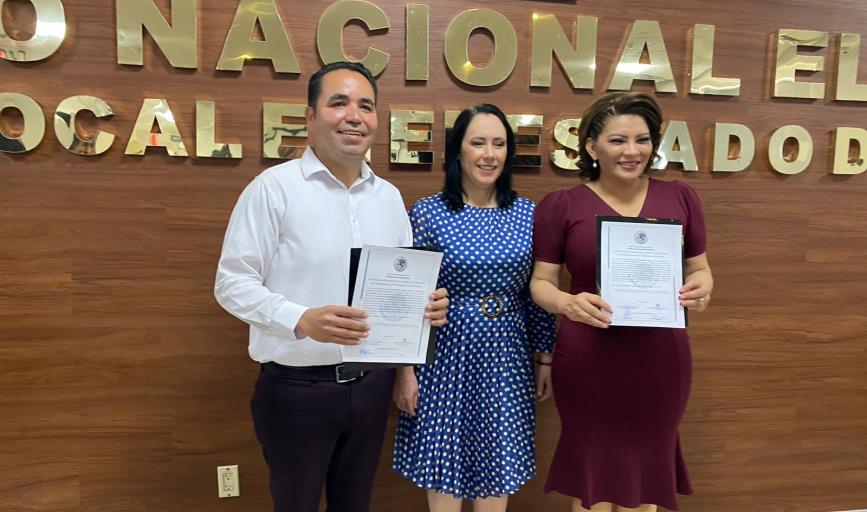 Lorenia Valles y Heriberto Aguilar reciben constancia como senadores electos de Sonora