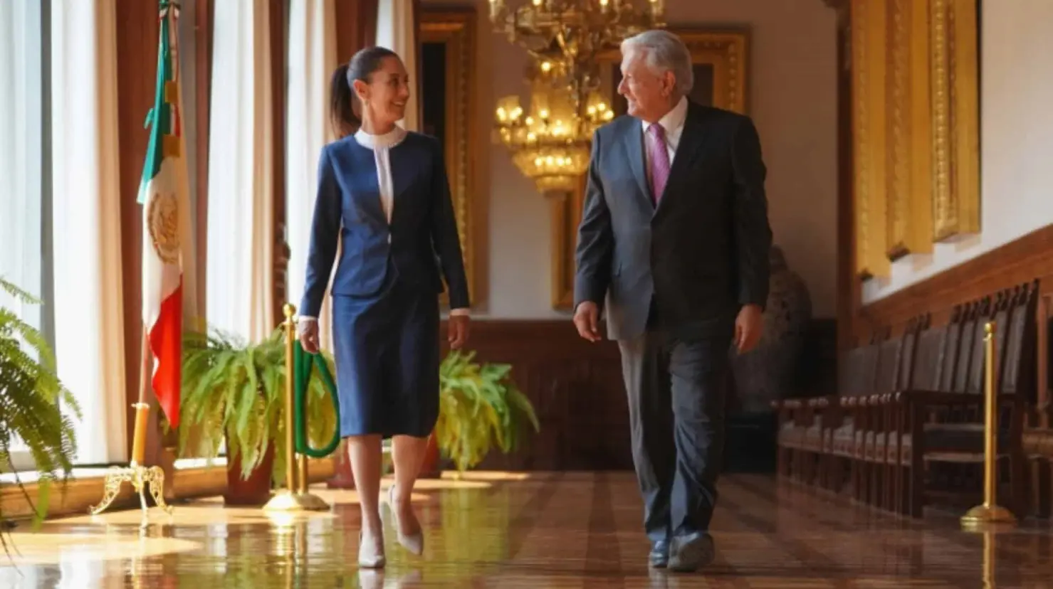 ¿Por qué Sheinbaum solo acompañará a AMLO en viajes en automóvil y vuelos comerciales?