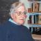 ¿Quién es Noam Chomsky y por qué es considerado uno de los más importantes intelectuales?