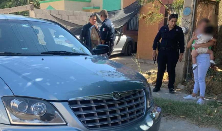 Rescatan a bebé dentro de un carro en Hermosillo; es el segundo en la semana