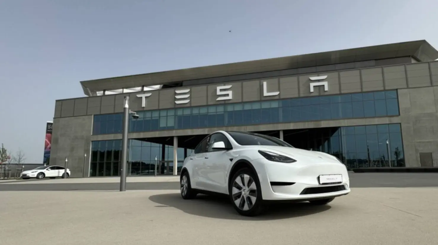 Tesla reactiva vacantes en México