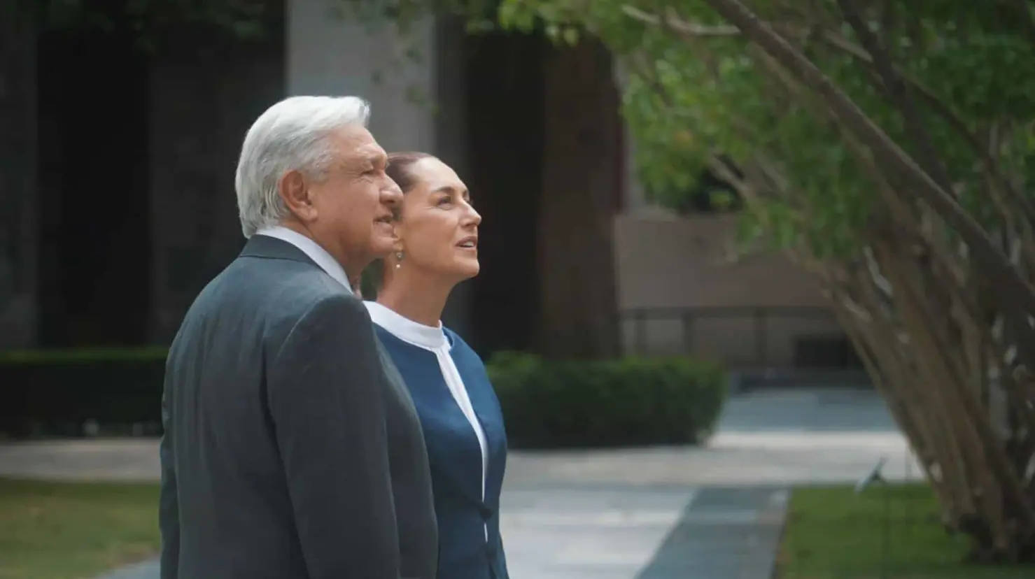 Lo dicen por ser mujer Sheinbaum niega que AMLO gobernará detrás de ella
