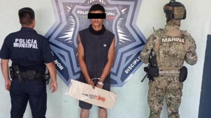 Capturan a sujeto con arma blanca en Ciudad Obregón