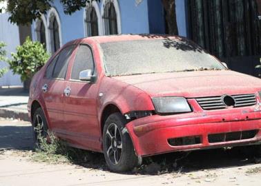 ¿De cuánto es la multa por dejar un auto abandonado en la calle?