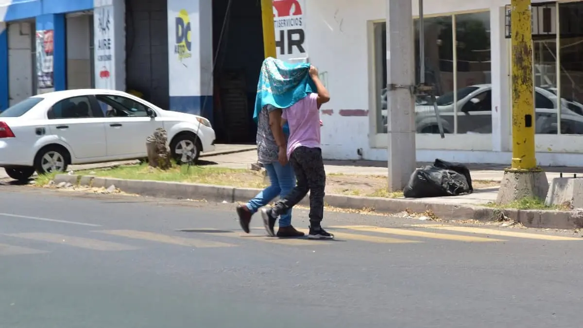 Sigue el calor y los casos de deshidratación en Cajeme