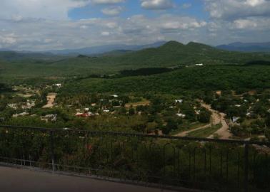 ¿Qué significan los "candados del amor" en el Mirador de Álamos?