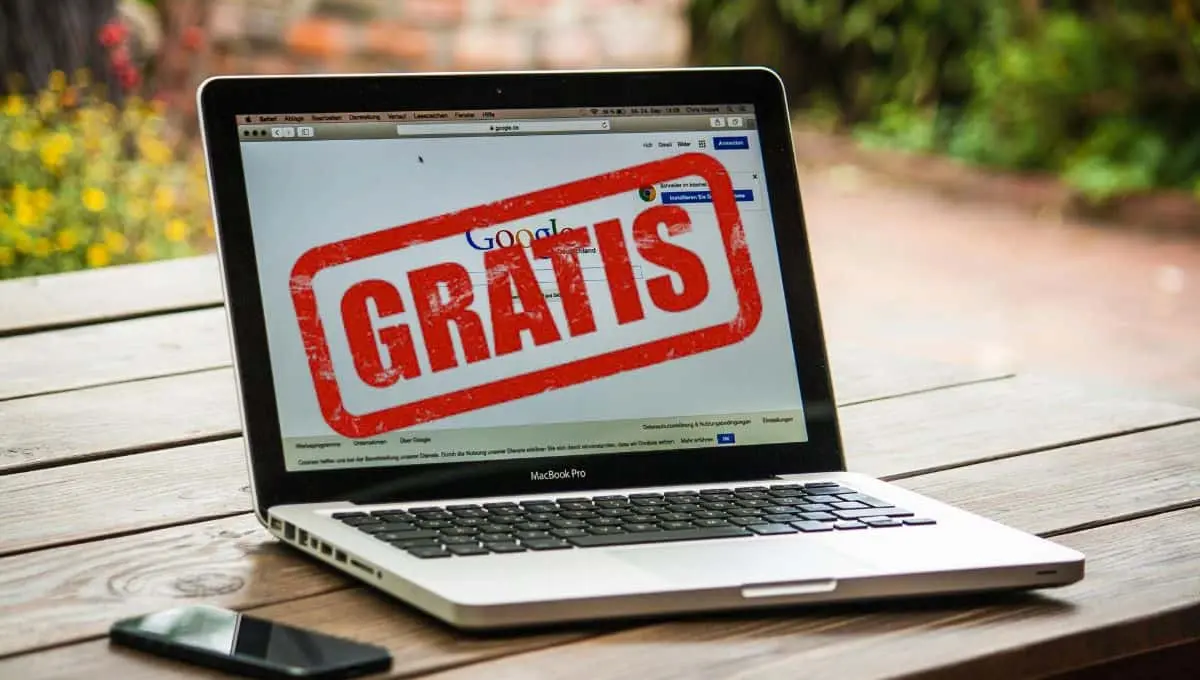 Conéctate gratis a una red Wi-Fi sin contraseña | Pexels / PNGWING