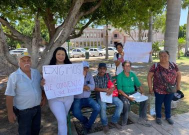 Habitantes del Tobarito se manifiestan en Palacio Municipal; exigen lotes para vivir