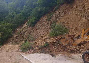 Yécora: Siguen derrumbes por vientos y lluvias