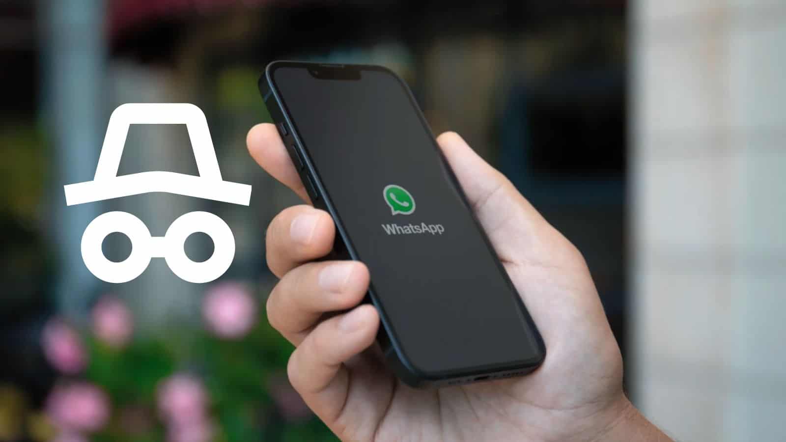 ¿Es posible que WhatsApp te espíe por la cámara o micrófono de tu celular?