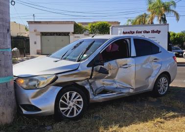 Ocasiona accidente en la Náinari y termina en el hospital Ocasiona accidente en la Náinari y termina en el hospital
