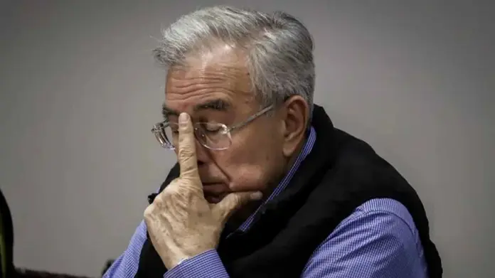 Rubén Rocha Moya pide mantener la calma ante enfrentamientos en Sinaloa Rubén Rocha Moya pide mantener la calma ante enfrentamientos en Sinaloa