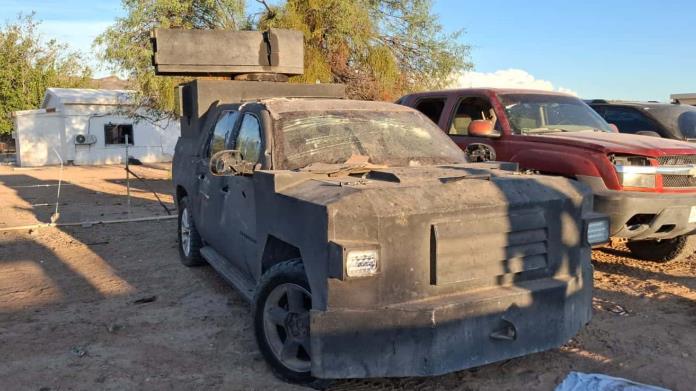 Aseguran arsenal y vehículos tras operativo en Pitiquito, Sonora Aseguran arsenal y vehículos tras operativo en Pitiquito, Sonora