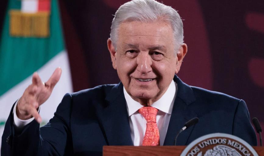 AMLO arremete contra jueces por intentar frenar la reforma al Poder Judicial