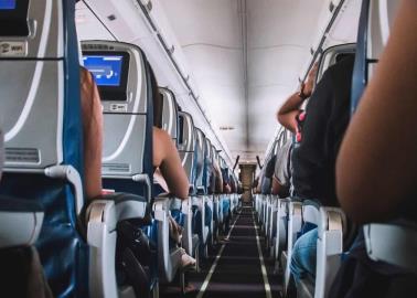 ¿Tienes un vuelo largo? Este es el mejor asiento que puedes escoger en un avión