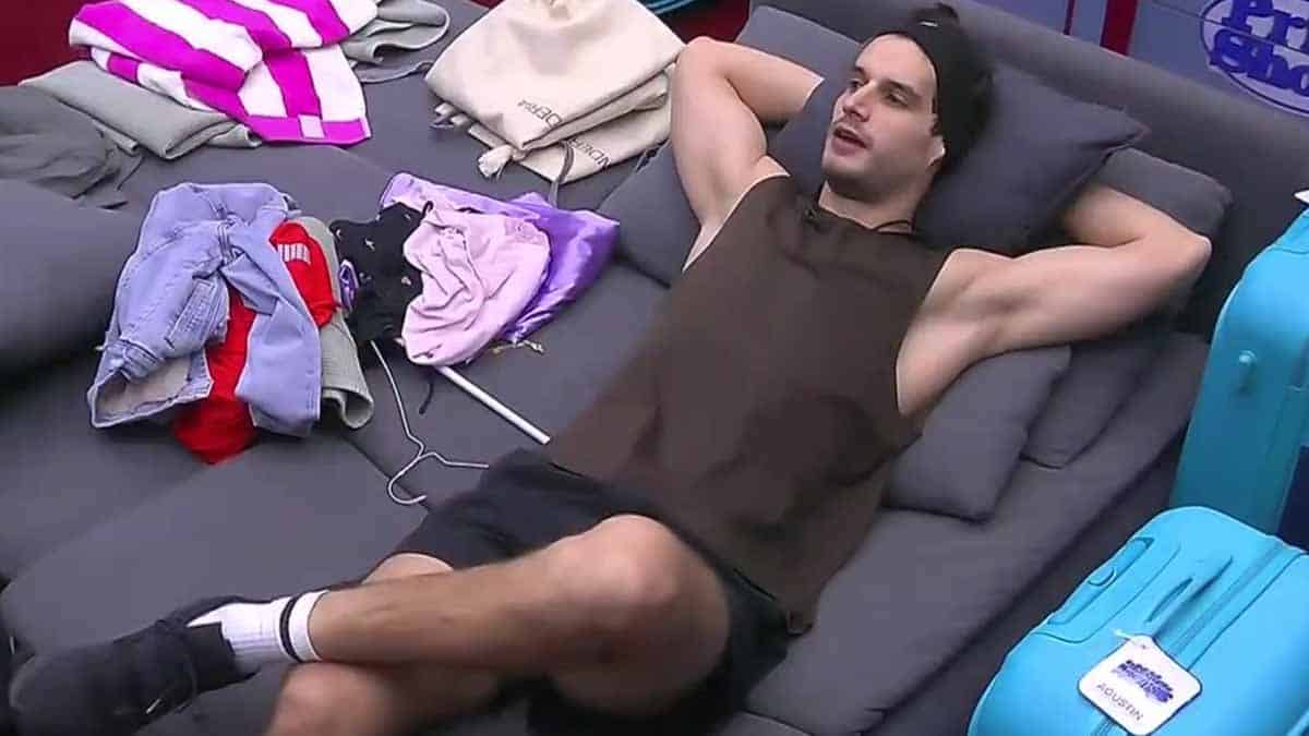 Adrián Marcelo abandona La Casa de los Famosos