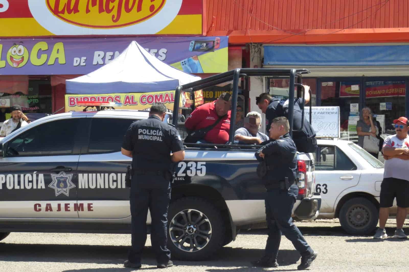 VIDEO | Detienen a prestamistas en Ciudad Obregón tras protagonizar riña