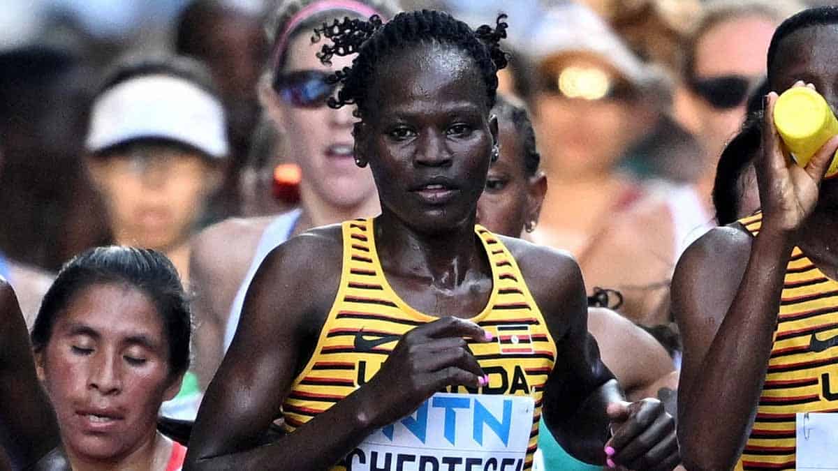 Fallece Rebecca Cheptegei, atleta olímpica que fue atacada por su novio