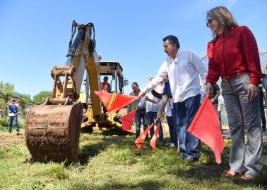 Construyen colector para acabar con las aguas negras en la UMAE 