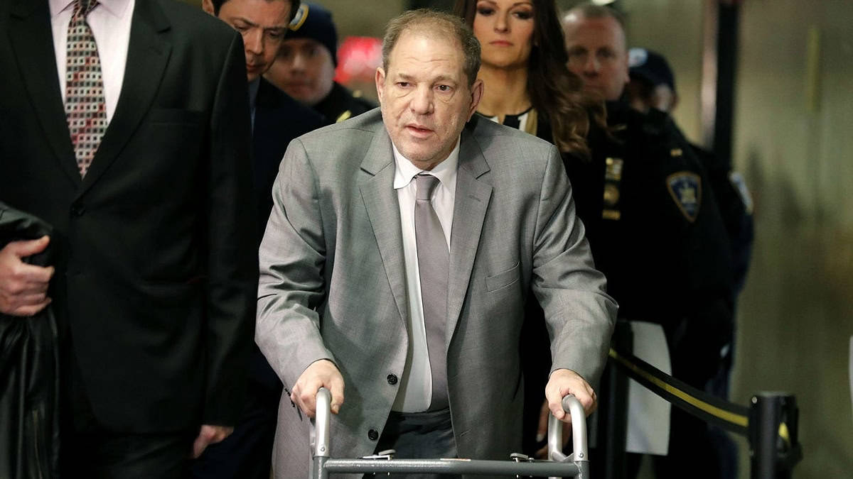 Hospitalizan al exproductor de cine Harvey Weinstein