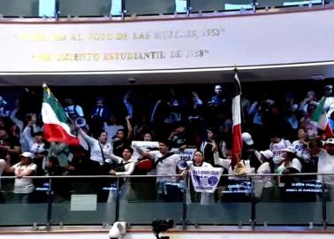 ¡Última hora! Manifestantes irrumpen en Senado; suspenden debate sobre Reforma Judicial